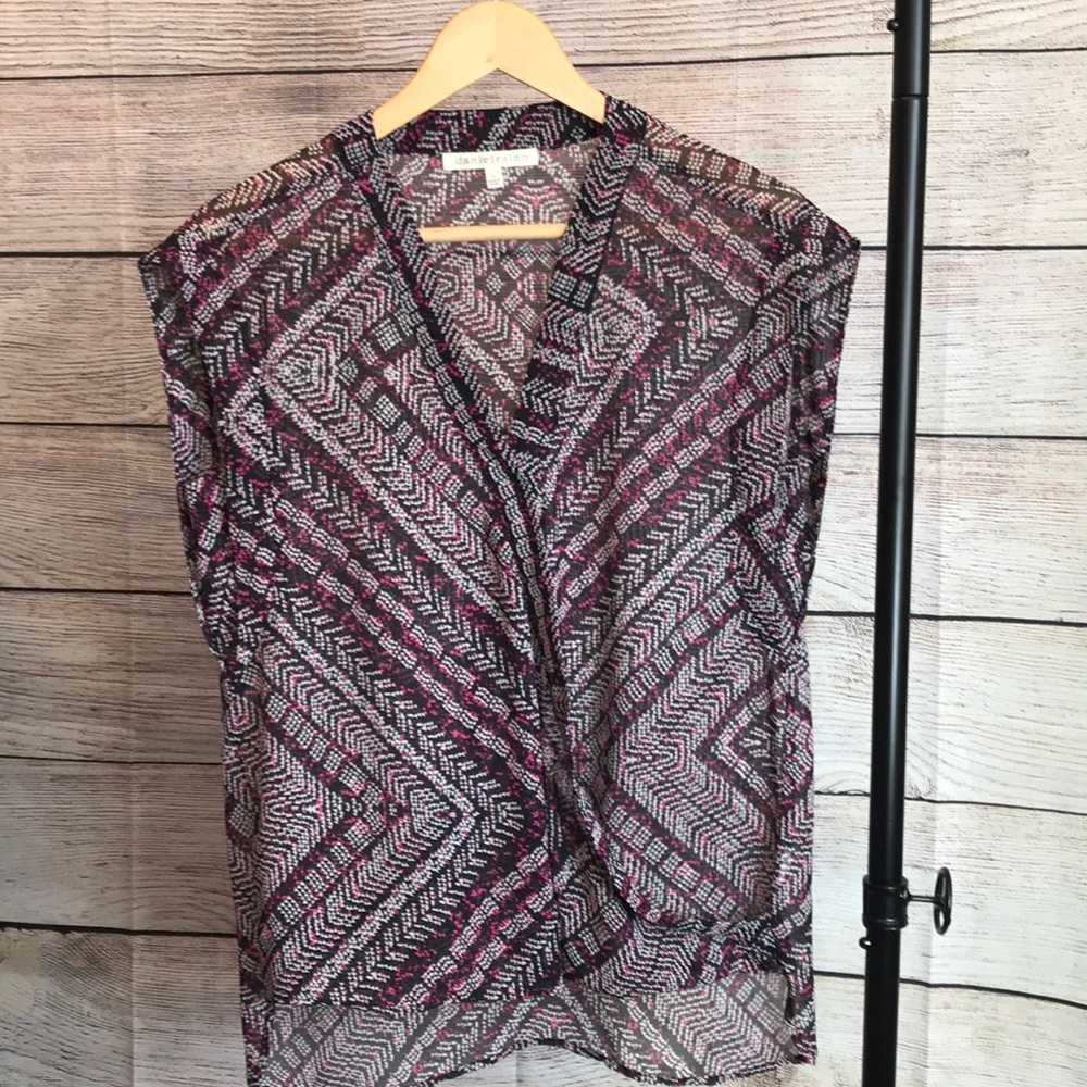 Daniel Rainn Top, Size S, Black/Hot Pink